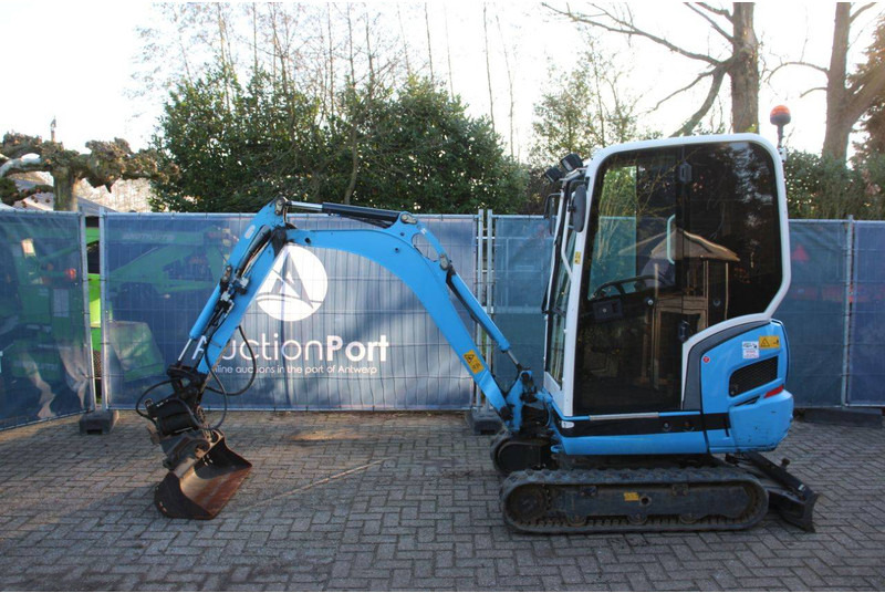 Kubota KX019-4 - Mini bager: slika Kubota KX019-4 - Mini bager Kubota KX019-4 - Mini bager: slika Kubota KX019-4 - Mini bager