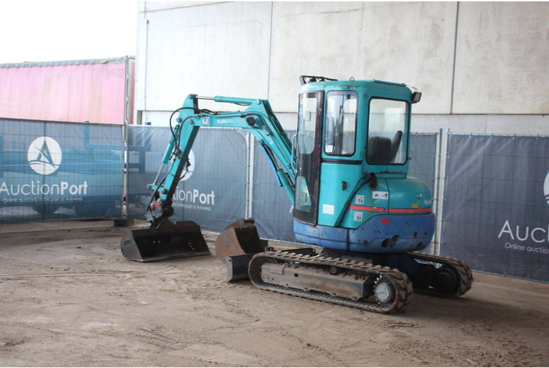 Kubota U-35 - Bager gusjeničar: slika Kubota U-35 - Bager gusjeničar Kubota U-35 - Bager gusjeničar: slika Kubota U-35 - Bager gusjeničar