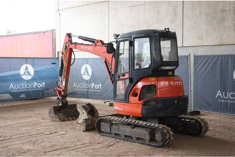 Kubota U35-3α3 - Bager gusjeničar: slika Kubota U35-3α3 - Bager gusjeničar Kubota U35-3α3 - Bager gusjeničar: slika Kubota U35-3α3 - Bager gusjeničar