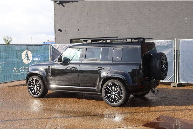 Land Rover Defender - SUV: slika Land Rover Defender - SUV Land Rover Defender - SUV: slika Land Rover Defender - SUV