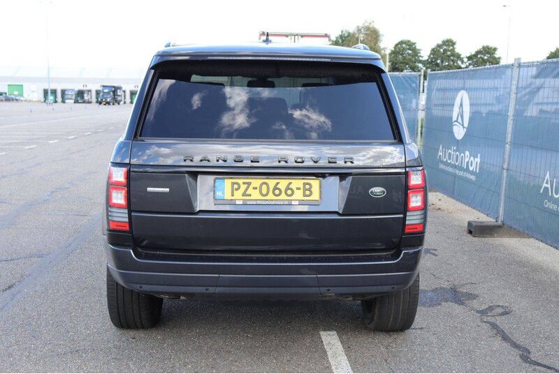Land Rover Range Rover - SUV: slika Land Rover Range Rover - SUV Land Rover Range Rover - SUV: slika Land Rover Range Rover - SUV
