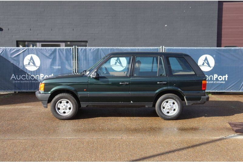 Land Rover Range Rover - SUV: slika Land Rover Range Rover - SUV Land Rover Range Rover - SUV: slika Land Rover Range Rover - SUV