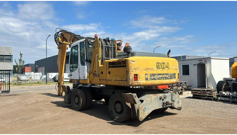 Liebherr A 904 C - Bager na kotačima: slika Liebherr A 904 C - Bager na kotačima Liebherr A 904 C - Bager na kotačima: slika Liebherr A 904 C - Bager na kotačima