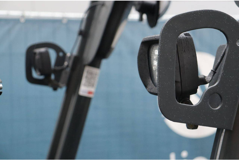 Električni viličar Linde E15-02: slika Električni viličar Linde E15-02 Električni viličar Linde E15-02: slika Električni viličar Linde E15-02