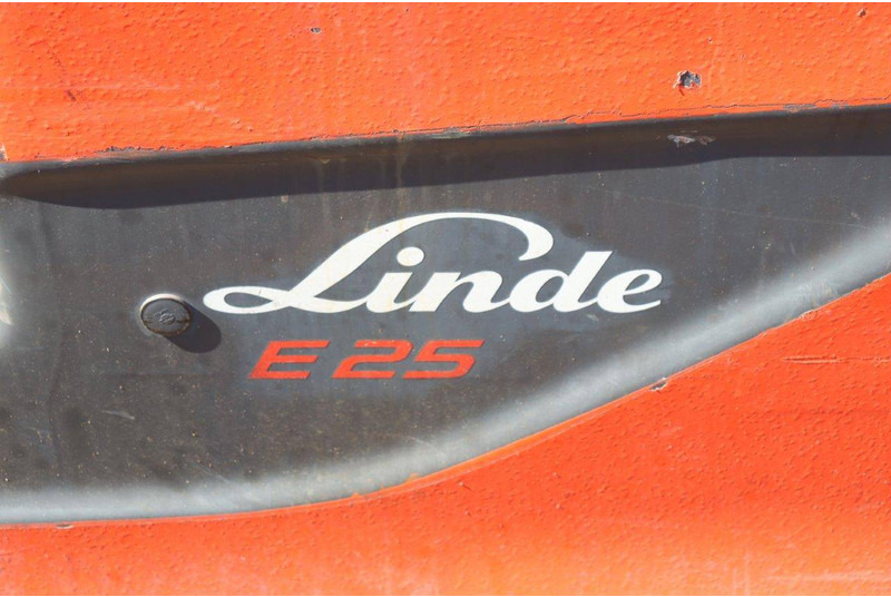 Električni viličar Linde E25L-01: slika Električni viličar Linde E25L-01
