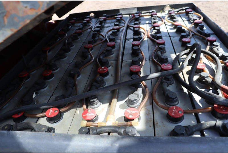 Električni viličar Linde E25L-01: slika Električni viličar Linde E25L-01