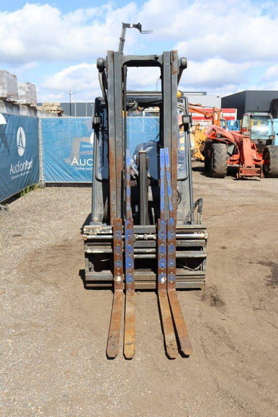 Električni viličar Linde E25L-01: slika Električni viličar Linde E25L-01