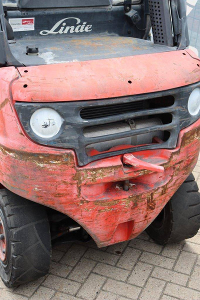 Diesel viličar Linde H25D: slika Diesel viličar Linde H25D