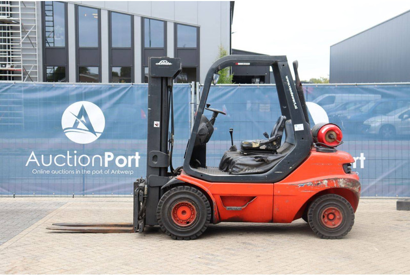 Linde H30T-03 - Plinski viličar: slika Linde H30T-03 - Plinski viličar Linde H30T-03 - Plinski viličar: slika Linde H30T-03 - Plinski viličar