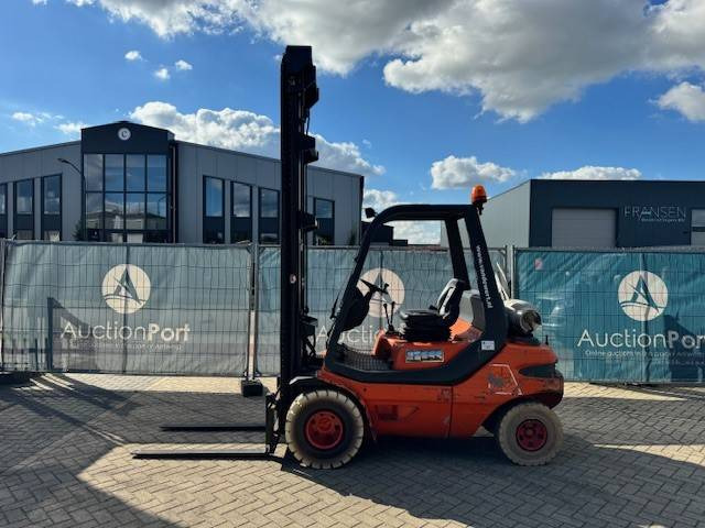 Linde H30T - Plinski viličar: slika Linde H30T - Plinski viličar Linde H30T - Plinski viličar: slika Linde H30T - Plinski viličar