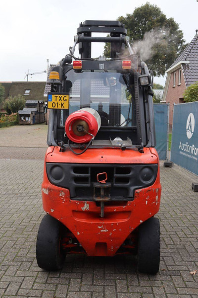 Linde H35T - Plinski viličar: slika Linde H35T - Plinski viličar Linde H35T - Plinski viličar: slika Linde H35T - Plinski viličar