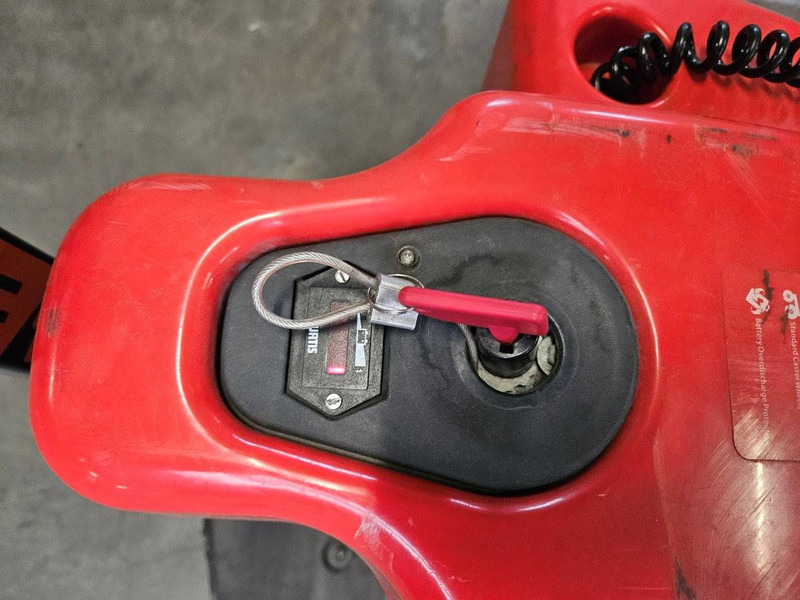 Linde MT15 - Paletni viličar: slika Linde MT15 - Paletni viličar Linde MT15 - Paletni viličar: slika Linde MT15 - Paletni viličar