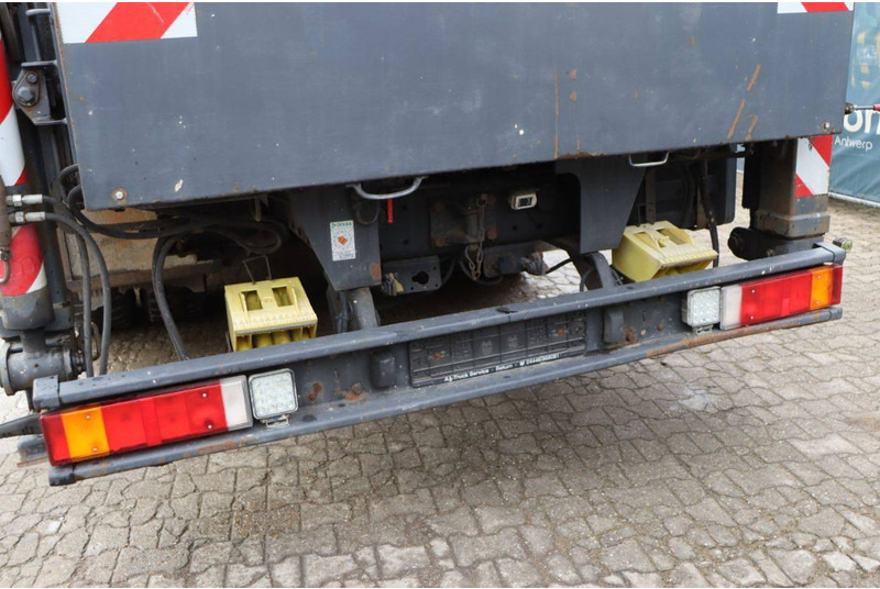 Kamion s kranom MAN 26.364 6x4: slika Kamion s kranom MAN 26.364 6x4 Kamion s kranom MAN 26.364 6x4: slika Kamion s kranom MAN 26.364 6x4