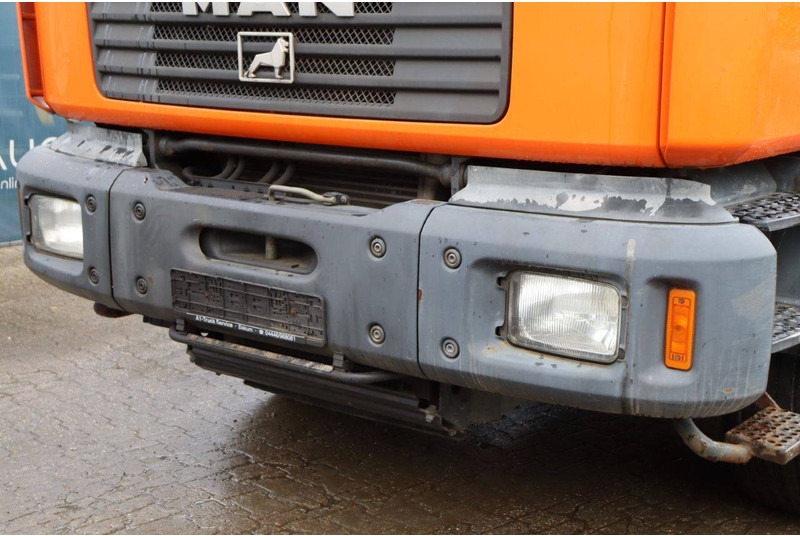 Kamion s kranom MAN 26.364 6x4: slika Kamion s kranom MAN 26.364 6x4 Kamion s kranom MAN 26.364 6x4: slika Kamion s kranom MAN 26.364 6x4