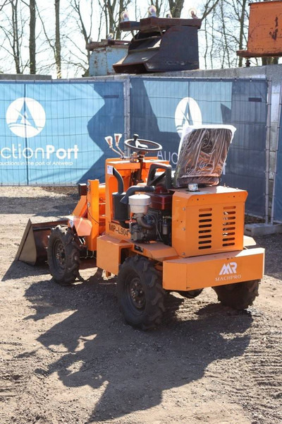 Machpro MP-L904 - Utovarivač na kotačima: slika Machpro MP-L904 - Utovarivač na kotačima Machpro MP-L904 - Utovarivač na kotačima: slika Machpro MP-L904 - Utovarivač na kotačima