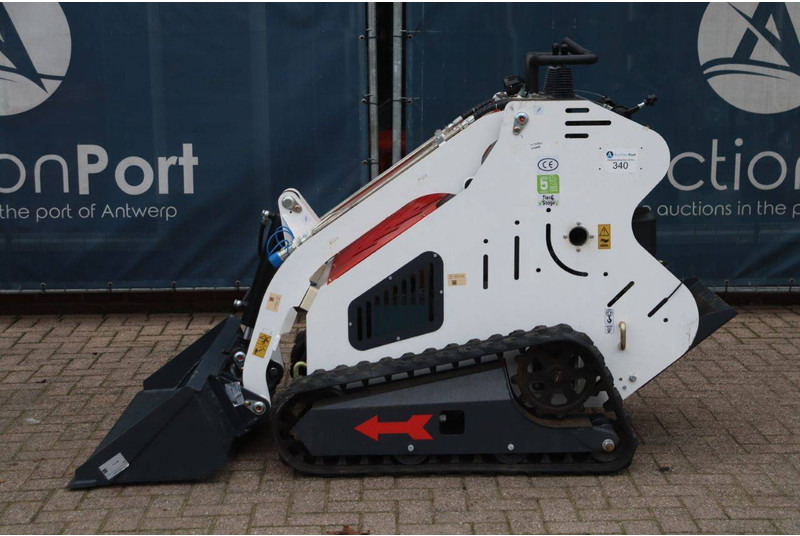 Machpro MP-S300 - Utovarivač gusjeničar: slika Machpro MP-S300 - Utovarivač gusjeničar Machpro MP-S300 - Utovarivač gusjeničar: slika Machpro MP-S300 - Utovarivač gusjeničar