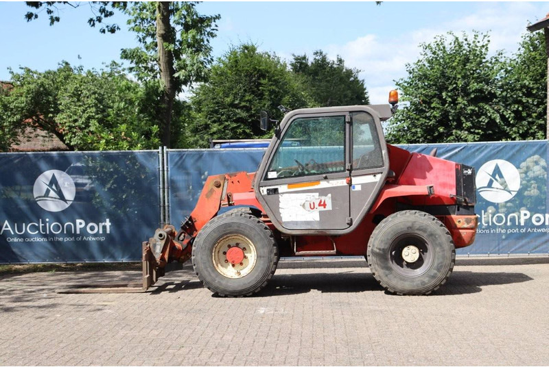 Manitou MLT 524 - Teleskopski rukovatelj: slika Manitou MLT 524 - Teleskopski rukovatelj Manitou MLT 524 - Teleskopski rukovatelj: slika Manitou MLT 524 - Teleskopski rukovatelj