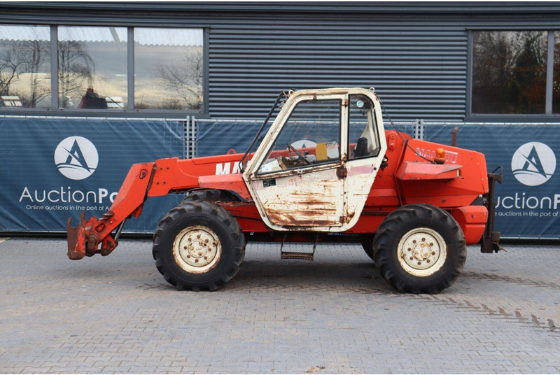 Manitou MLT 725 - Teleskopski rukovatelj: slika Manitou MLT 725 - Teleskopski rukovatelj Manitou MLT 725 - Teleskopski rukovatelj: slika Manitou MLT 725 - Teleskopski rukovatelj