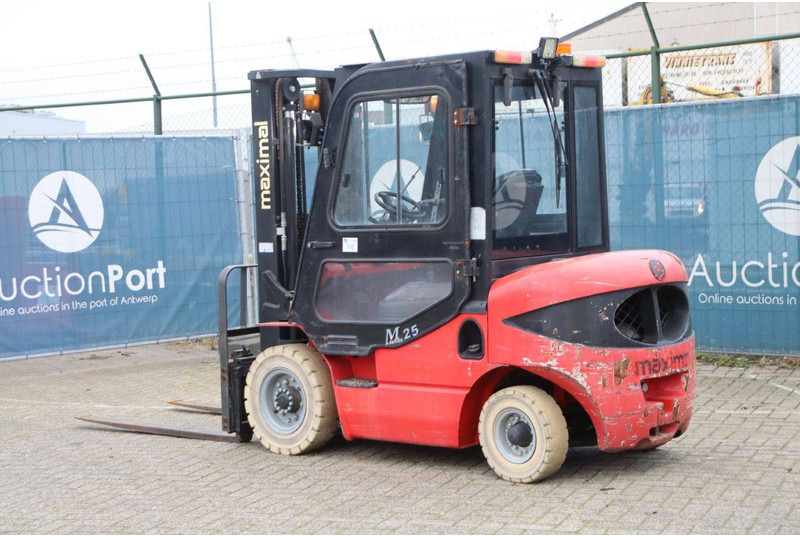 Maximal FD25T-M3WV3 - Diesel viličar: slika Maximal FD25T-M3WV3 - Diesel viličar Maximal FD25T-M3WV3 - Diesel viličar: slika Maximal FD25T-M3WV3 - Diesel viličar