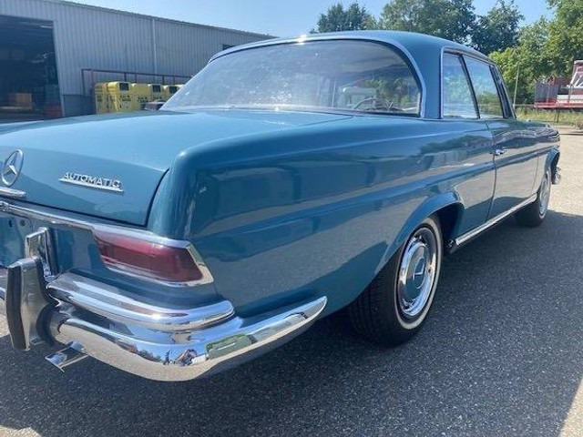 Mercedes-Benz 220 SE coupe Automatic - Limuzina: slika Mercedes-Benz 220 SE coupe Automatic - Limuzina Mercedes-Benz 220 SE coupe Automatic - Limuzina: slika Mercedes-Benz 220 SE coupe Automatic - Limuzina