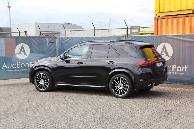 Mercedes-Benz GLE 300d - Limuzina: slika Mercedes-Benz GLE 300d - Limuzina Mercedes-Benz GLE 300d - Limuzina: slika Mercedes-Benz GLE 300d - Limuzina