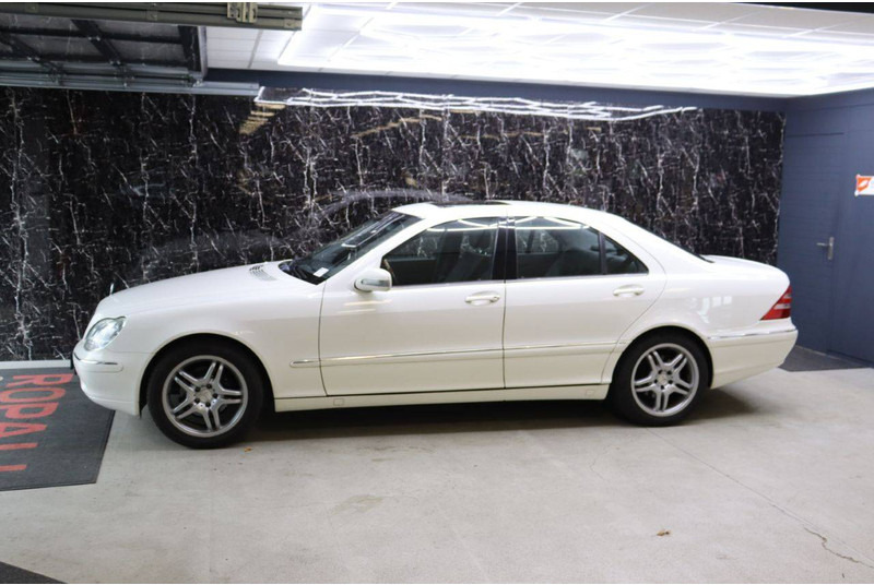 Mercedes-Benz S-Klasse S320 - Limuzina: slika Mercedes-Benz S-Klasse S320 - Limuzina Mercedes-Benz S-Klasse S320 - Limuzina: slika Mercedes-Benz S-Klasse S320 - Limuzina