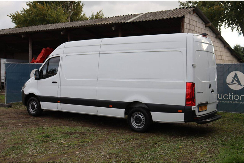 Mercedes-Benz Sprinter - Furgon: slika Mercedes-Benz Sprinter - Furgon Mercedes-Benz Sprinter - Furgon: slika Mercedes-Benz Sprinter - Furgon