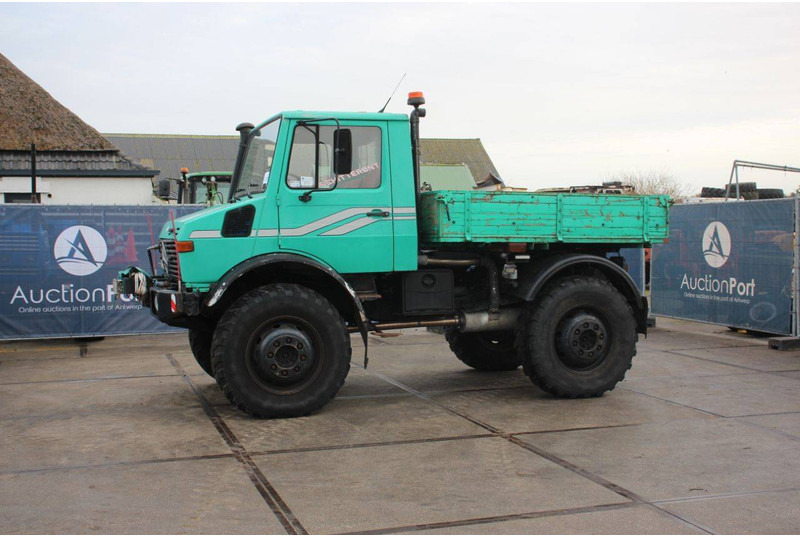 Mercedes-Benz Unimog 1300 - Kamion s otvorenim sandukom: slika Mercedes-Benz Unimog 1300 - Kamion s otvorenim sandukom Mercedes-Benz Unimog 1300 - Kamion s otvorenim sandukom: slika Mercedes-Benz Unimog 1300 - Kamion s otvorenim sandukom