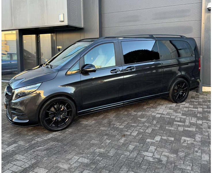 Mercedes-Benz V-Klasse (W447) _ V300 d Automatic AMG-pack - Furgon: slika Mercedes-Benz V-Klasse (W447) _ V300 d Automatic AMG-pack - Furgon Mercedes-Benz V-Klasse (W447) _ V300 d Automatic AMG-pack - Furgon: slika Mercedes-Benz V-Klasse (W447) _ V300 d Automatic AMG-pack - Furgon