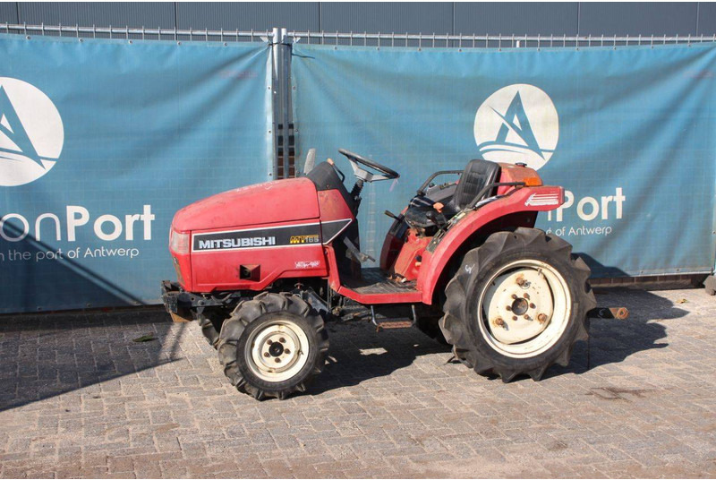 Mitsubishi MT165 - Traktor: slika Mitsubishi MT165 - Traktor Mitsubishi MT165 - Traktor: slika Mitsubishi MT165 - Traktor