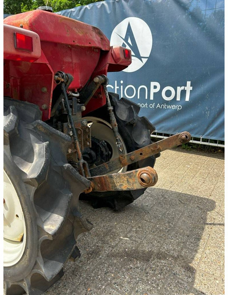 Mitsubishi MT165 - Traktor: slika Mitsubishi MT165 - Traktor Mitsubishi MT165 - Traktor: slika Mitsubishi MT165 - Traktor
