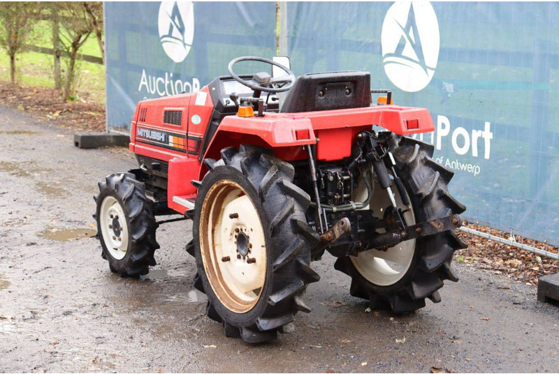 Mitsubishi MT20D - Traktor: slika Mitsubishi MT20D - Traktor Mitsubishi MT20D - Traktor: slika Mitsubishi MT20D - Traktor