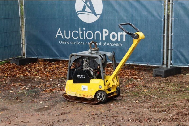 Neuson DPU3760 - Vibro ploča: slika Neuson DPU3760 - Vibro ploča Neuson DPU3760 - Vibro ploča: slika Neuson DPU3760 - Vibro ploča