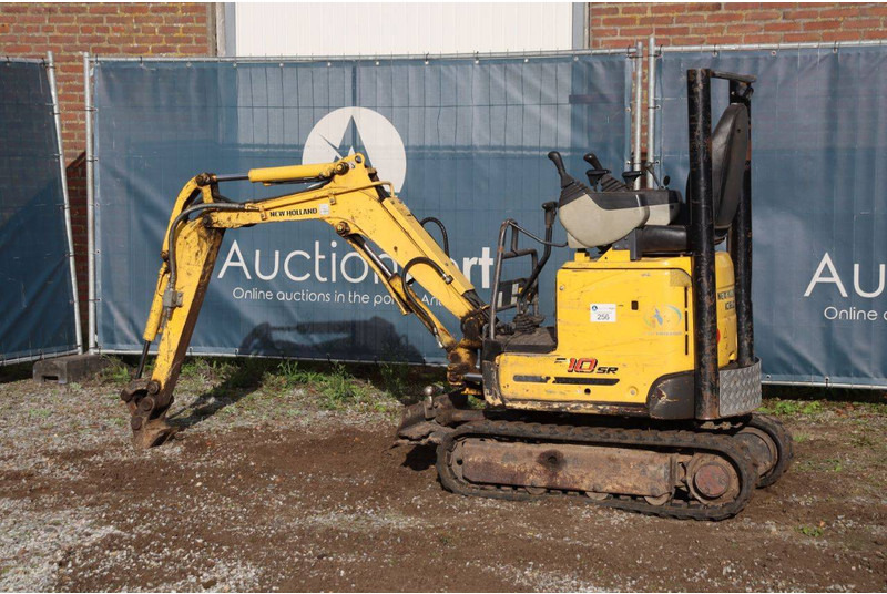 New Holland E10SR - Mini bager: slika New Holland E10SR - Mini bager New Holland E10SR - Mini bager: slika New Holland E10SR - Mini bager