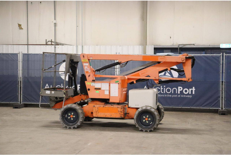 Niftylift HR12DE - Zglobni krak: slika Niftylift HR12DE - Zglobni krak Niftylift HR12DE - Zglobni krak: slika Niftylift HR12DE - Zglobni krak