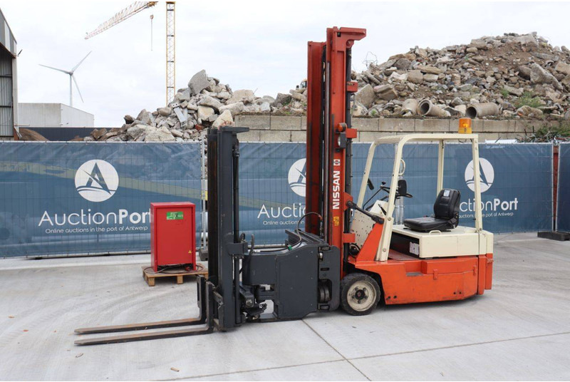 Nissan - Električni viličar: slika Nissan - Električni viličar Nissan - Električni viličar: slika Nissan - Električni viličar