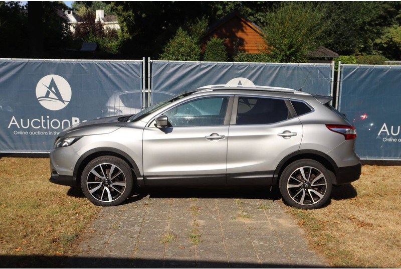 Nissan QASHQAI - SUV: slika Nissan QASHQAI - SUV Nissan QASHQAI - SUV: slika Nissan QASHQAI - SUV