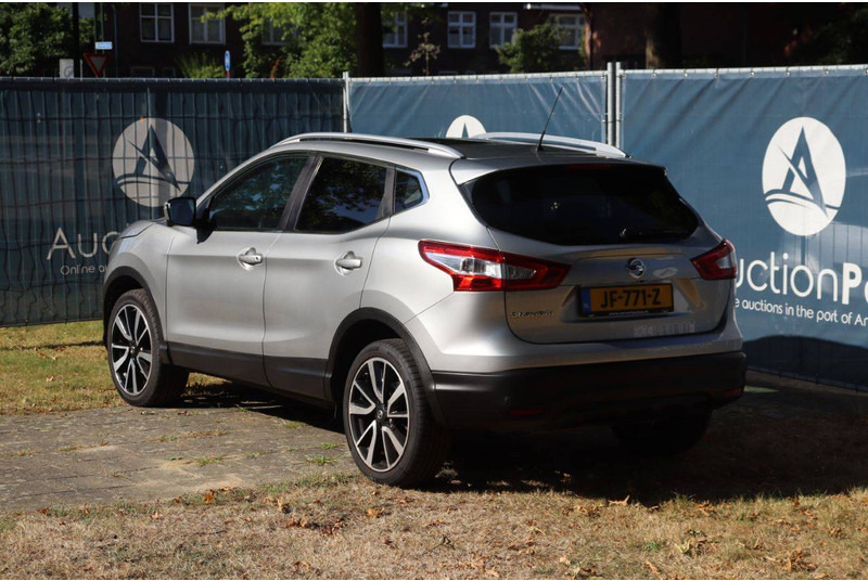 Nissan QASHQAI - SUV: slika Nissan QASHQAI - SUV Nissan QASHQAI - SUV: slika Nissan QASHQAI - SUV