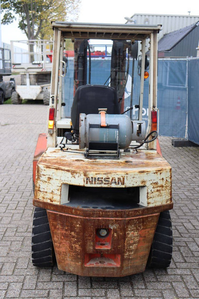 Nissan RHG02 A 30U - Plinski viličar: slika Nissan RHG02 A 30U - Plinski viličar Nissan RHG02 A 30U - Plinski viličar: slika Nissan RHG02 A 30U - Plinski viličar