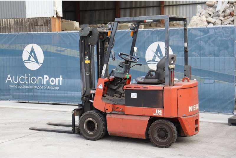 Nissan XP01 - Električni viličar: slika Nissan XP01 - Električni viličar Nissan XP01 - Električni viličar: slika Nissan XP01 - Električni viličar