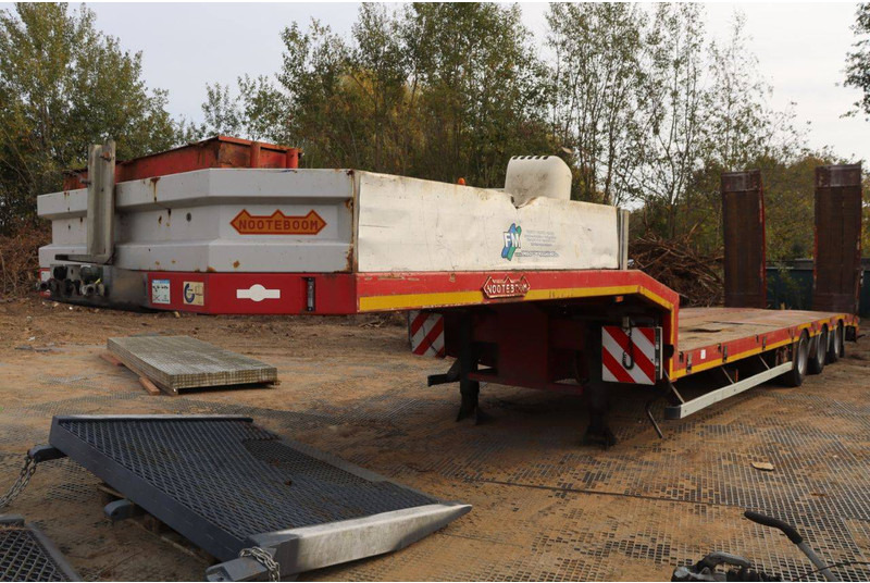 Nooteboom OSDS-41-03 - Poluprikolica s niskim utovarivačem: slika Nooteboom OSDS-41-03 - Poluprikolica s niskim utovarivačem Nooteboom OSDS-41-03 - Poluprikolica s niskim utovarivačem: slika Nooteboom OSDS-41-03 - Poluprikolica s niskim utovarivačem