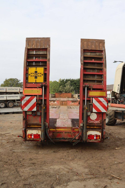 Nooteboom OSDS-41-03 - Poluprikolica s niskim utovarivačem: slika Nooteboom OSDS-41-03 - Poluprikolica s niskim utovarivačem Nooteboom OSDS-41-03 - Poluprikolica s niskim utovarivačem: slika Nooteboom OSDS-41-03 - Poluprikolica s niskim utovarivačem