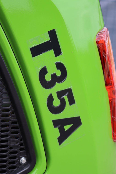 Novi Diesel viličar Nycheki ORFWL-35: slika Novi Diesel viličar Nycheki ORFWL-35