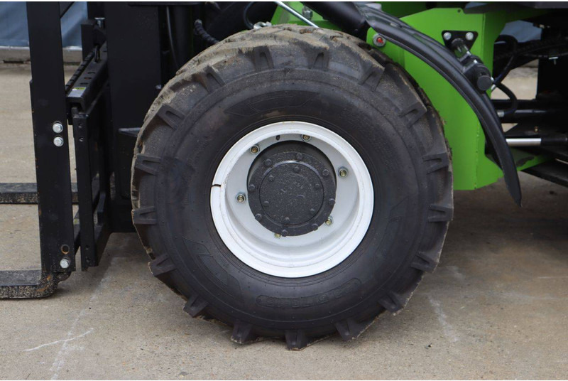 Novi Diesel viličar Nycheki ORFWL-35: slika Novi Diesel viličar Nycheki ORFWL-35