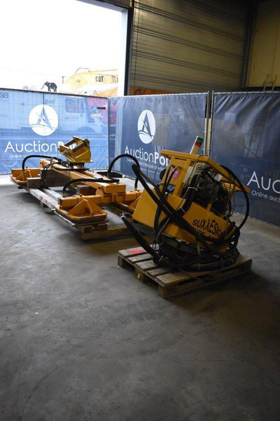 Onbekend - Akumulator: slika Onbekend - Akumulator Onbekend - Akumulator: slika Onbekend - Akumulator