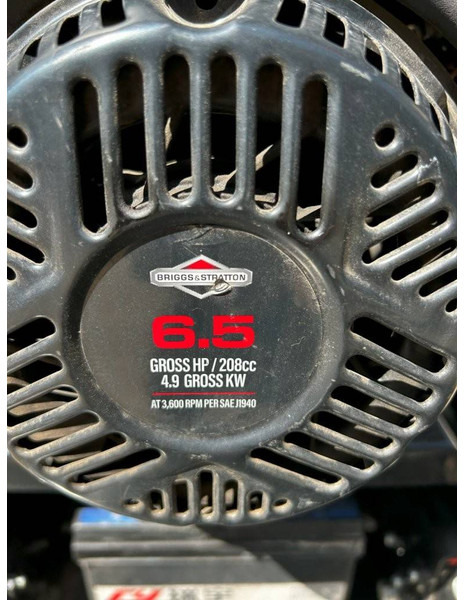 Onbekend CMD500 - Mini istovarivač: slika Onbekend CMD500 - Mini istovarivač Onbekend CMD500 - Mini istovarivač: slika Onbekend CMD500 - Mini istovarivač