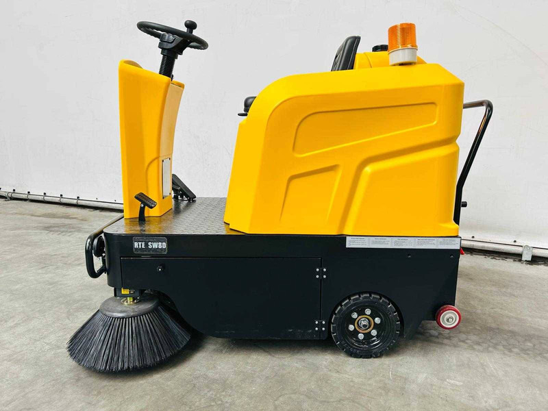 Onbekend SW80 - Cestovna čistilica: slika Onbekend SW80 - Cestovna čistilica Onbekend SW80 - Cestovna čistilica: slika Onbekend SW80 - Cestovna čistilica