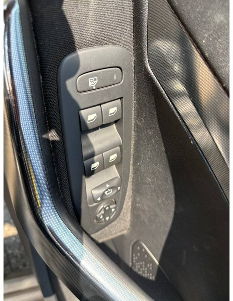 SUV Peugeot 2008 SUV: slika SUV Peugeot 2008 SUV SUV Peugeot 2008 SUV: slika SUV Peugeot 2008 SUV