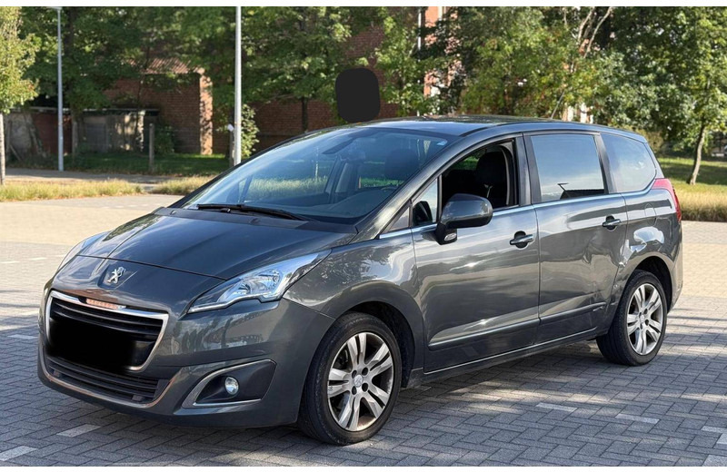 Peugeot 5008 (I - phase 2) 2.0 HDi - Limuzina: slika Peugeot 5008 (I - phase 2) 2.0 HDi - Limuzina Peugeot 5008 (I - phase 2) 2.0 HDi - Limuzina: slika Peugeot 5008 (I - phase 2) 2.0 HDi - Limuzina