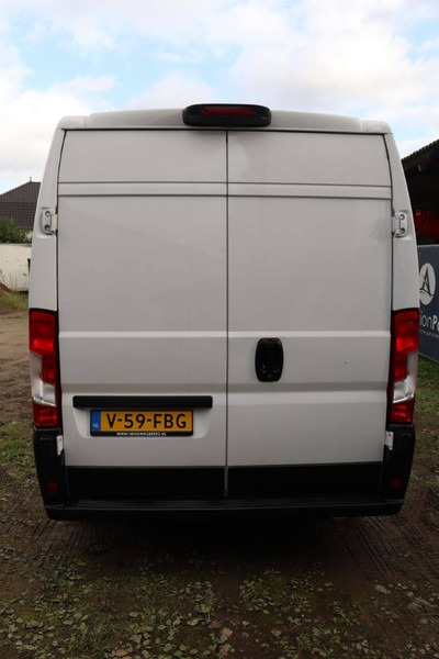 Peugeot Boxer - Furgon: slika Peugeot Boxer - Furgon Peugeot Boxer - Furgon: slika Peugeot Boxer - Furgon